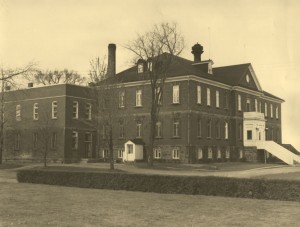 Slide-Ecole-de-laiterie-1940